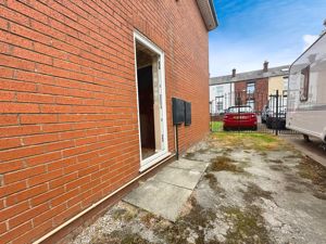 Driveway - click for photo gallery